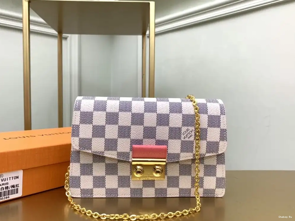 VUITTON CROISETTE CHAIN WALLET LOUIS 0701